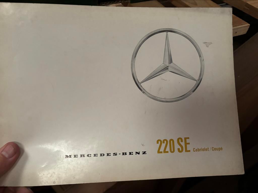 Brochure sur le coupé Mercedes-Benz coupe et cabriolet, Enlèvement ou Envoi, Mercedes