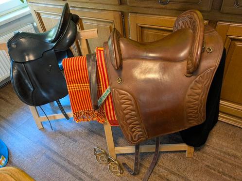 2 zadels: Deuber en Kieffer, Dieren en Toebehoren, Paarden en Pony's | Zadels, Zo goed als nieuw, Ophalen of Verzenden