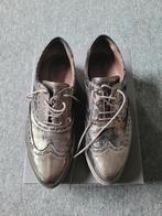 Koperkleurige veterschoenen NeroGiardini, Enlèvement ou Envoi, Autres couleurs, Comme neuf, Nero giardini