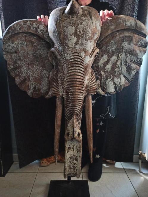 tête d'éléphant en bois sur support, Antiquités & Art, Art | Sculptures & Bois, Enlèvement