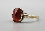 Gouden Vintage ring met edelsteen carneool. 2024/135, Handtassen en Accessoires, Antieke sieraden, Ophalen of Verzenden, Goud