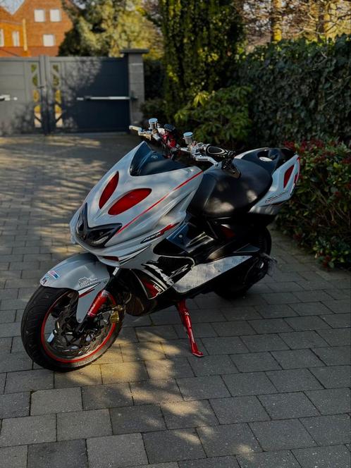 Yamaha Aerox A klasse, Fietsen en Brommers, Scooters | Yamaha, Zo goed als nieuw, Aerox, Klasse A (25 km/u), Tweetakt, Ophalen