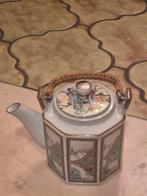 Théière hexagonale vintage en porcelaine en très bon état., Enlèvement