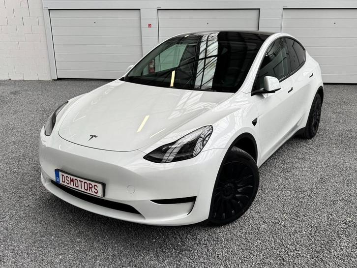 Tesla Model Y RWD - Matzwarte wieldeksels, Auto's, Tesla, Bedrijf, Te koop, Model Y, 360° camera, ABS, Achteruitrijcamera, Adaptieve lichten