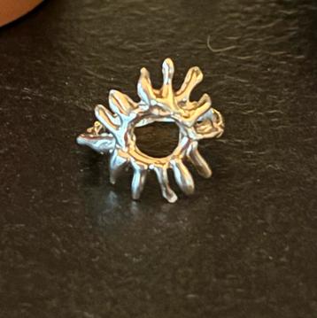 Handgemaakte zilver ring “sun” nieuw disponible aux enchères