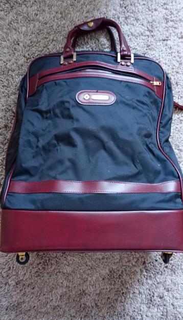 Vintage Samsonite reistas op wielen beschikbaar voor biedingen