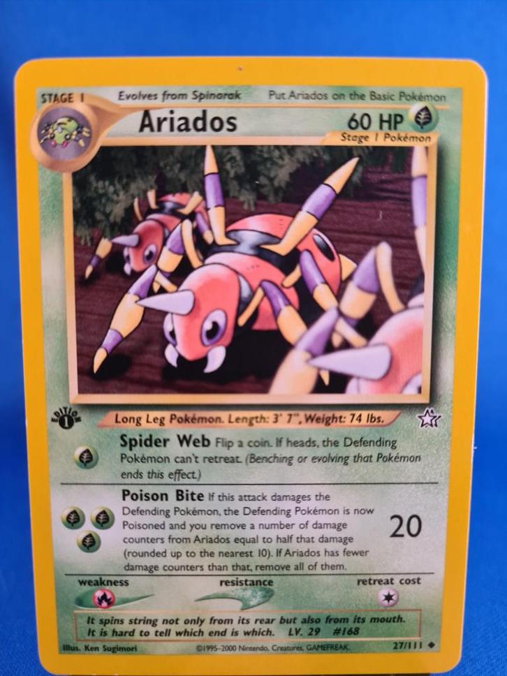 Ariados 27/111 - Neo Genesis (1st edition), Hobby en Vrije tijd, Verzamelkaartspellen | Pokémon, Gebruikt, Verzenden