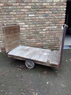 Très joli chariot type industriel, Ophalen, Zo goed als nieuw