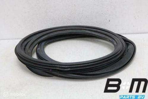 Portierrubber achterzijde Audi RS3 8V FL SB 8V4833721C, Auto-onderdelen, Interieur en Bekleding, Gebruikt