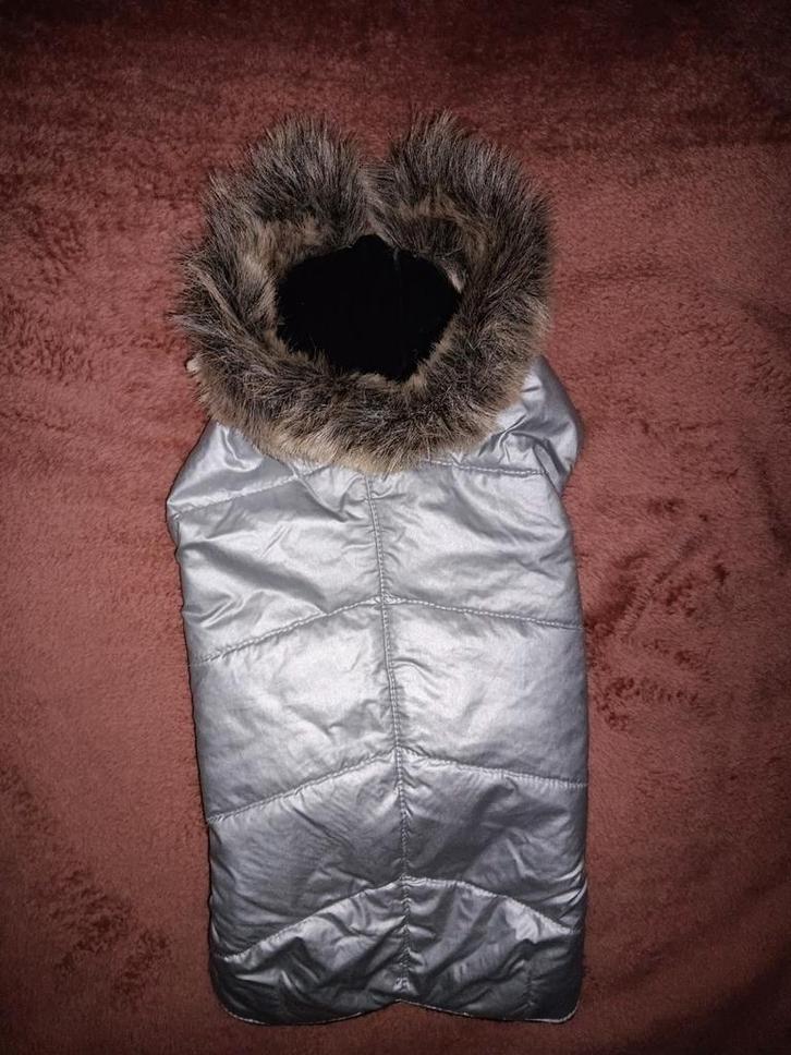 Mooi warm hondenjasje + 🎁, Dieren en Toebehoren, Hondenkleding, Gebruikt, Hondenjas, Ophalen of Verzenden