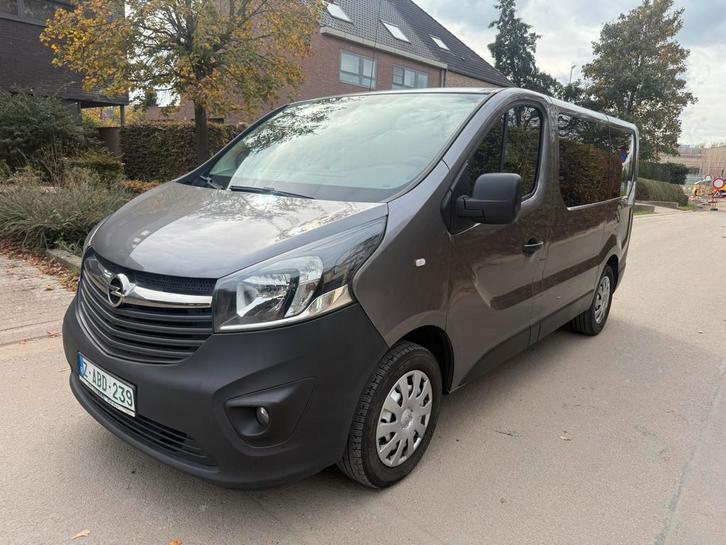 Opel vivaro 1.6 diesel / euro6 / 9 plaatsen, Auto's, Opel, Bedrijf, Vivaro, ABS, Diesel, Handgeschakeld, Ophalen