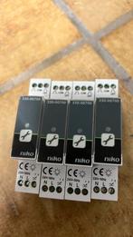 Niko 330-00700 dimmer, Doe-het-zelf en Bouw, Elektriciteit en Kabels, Ophalen, Zo goed als nieuw