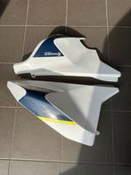 Buddypaneel rechts en links husqvarna 701, Motoren, Ophalen