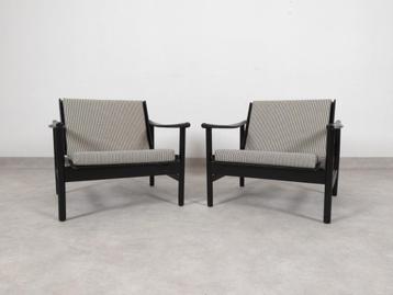 Scandinavian arm chairs  beschikbaar voor biedingen