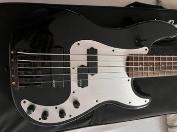 Squier precision contemporary V, Musique & Instruments, Enlèvement, Comme neuf, 5 cordes