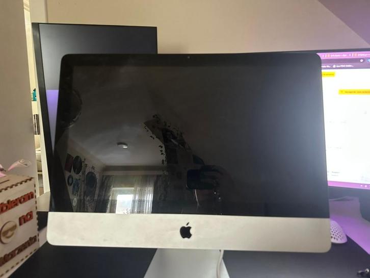 21,5" iMac — Functioneel — Ideaal voor kantoor/collectie, Computers en Software, Apple Desktops, Refurbished, iMac, HDD, 3 tot 4 Ghz