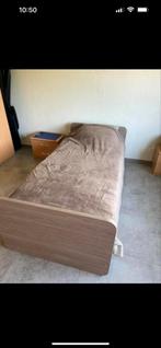 Lit simple et table de chevet, Maison & Meubles, Chambre à coucher | Lits, Comme neuf, 90 cm, Enlèvement, Une personne