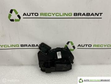 Portierslot Mechanisme Rechts Voor Volkswagen 5NB837016C beschikbaar voor biedingen