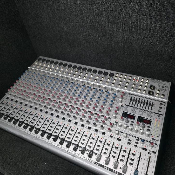 BEHRINGER 24 kanaals mixer met dubbele effecten processor, TV, Hi-fi & Vidéo, Enceintes, Comme neuf, Enlèvement ou Envoi