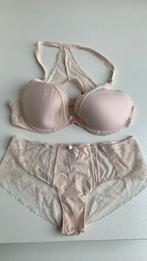 352 lingerieset Passionata heel licht roze/beige maat 100B, Passionata, Ophalen of Verzenden, Roze, Setje
