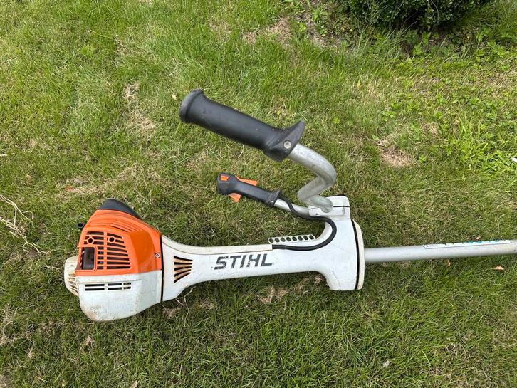 Stihl FS 560 C Bosmaaier met 38mm steel, Jardin & Terrasse, Débroussailleuses, Comme neuf, Essence, Enlèvement