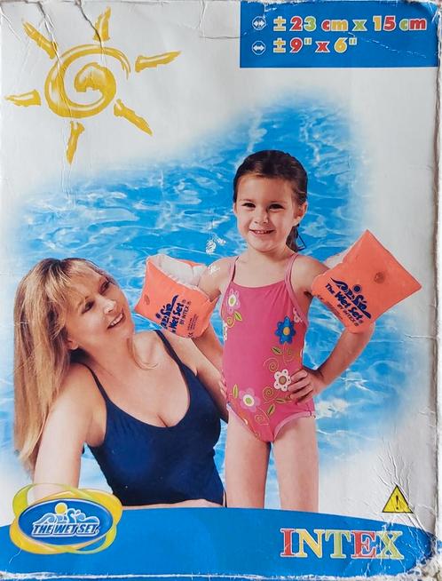 Intex brassards 3 à 6 ans., Enfants & Bébés, Vêtements de bébé | Maillots de bain pour bébés, Comme neuf, Accessoire de natation