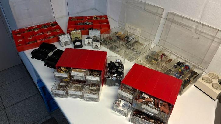 Elektronica onderdelen voor de knutselaar, Hobby en Vrije tijd, Elektronica-componenten, Gebruikt, Ophalen