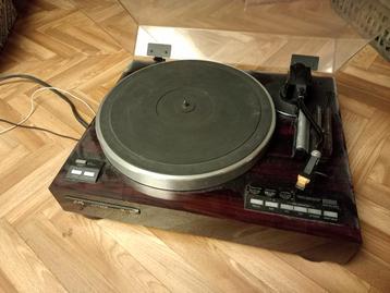 Platine vinyle jvc QL-Y66F
Cellule audio technica  beschikbaar voor biedingen