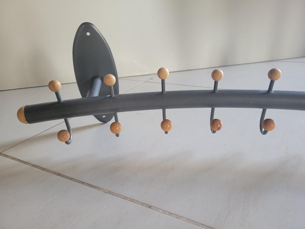 Porte-manteau mural, cintré, en acier, 6 crochets, Enlèvement ou Envoi, Comme neuf, Métal, Portemanteau mural