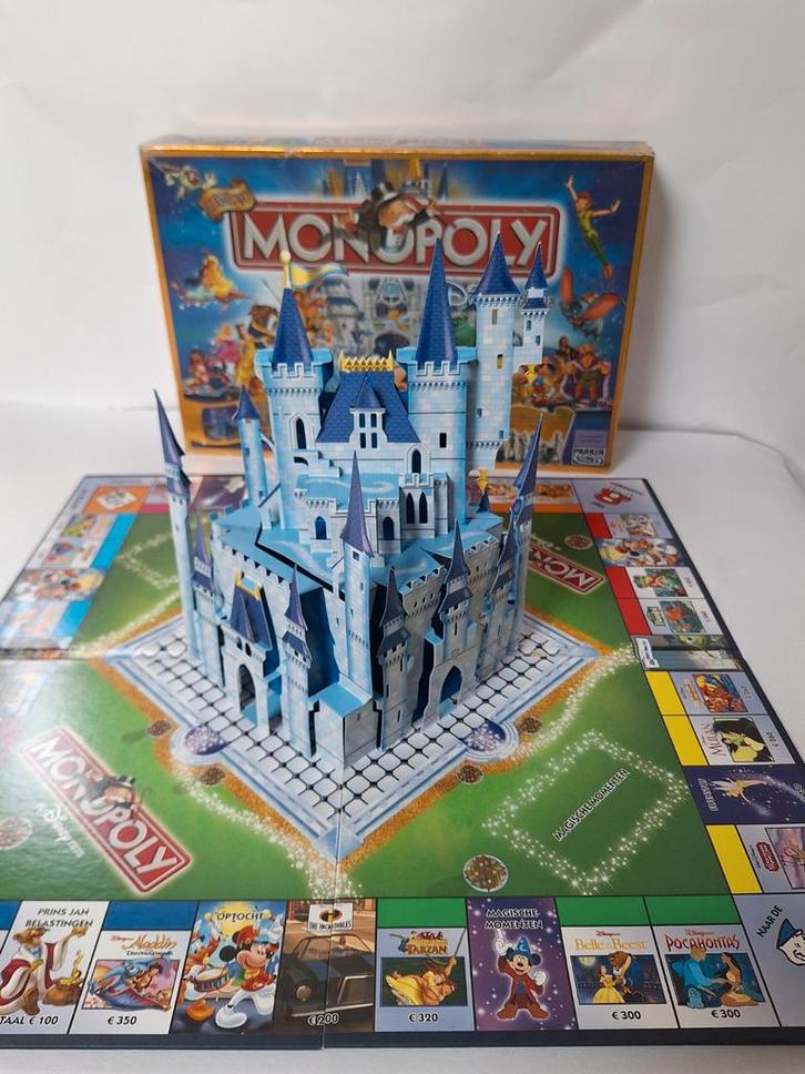 Parker Disney monopoly met uitklapbaar kasteel (2005), Hobby en Vrije tijd, Gezelschapsspellen | Bordspellen, Ophalen of Verzenden