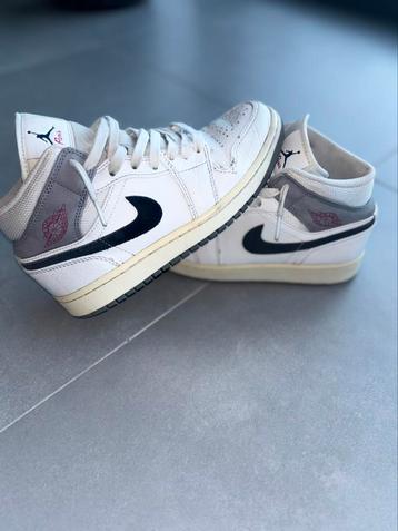 Jordan 1 mid, Enlèvement ou Envoi, Porté, Blanc, Nike air Jordan