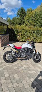 Moto Ducati Monster 937+ modèle A2 mais possible debrid800km, 2 cilinders, Handvatverwarming, Minimaal motorrijbewijs A2, 937 cc