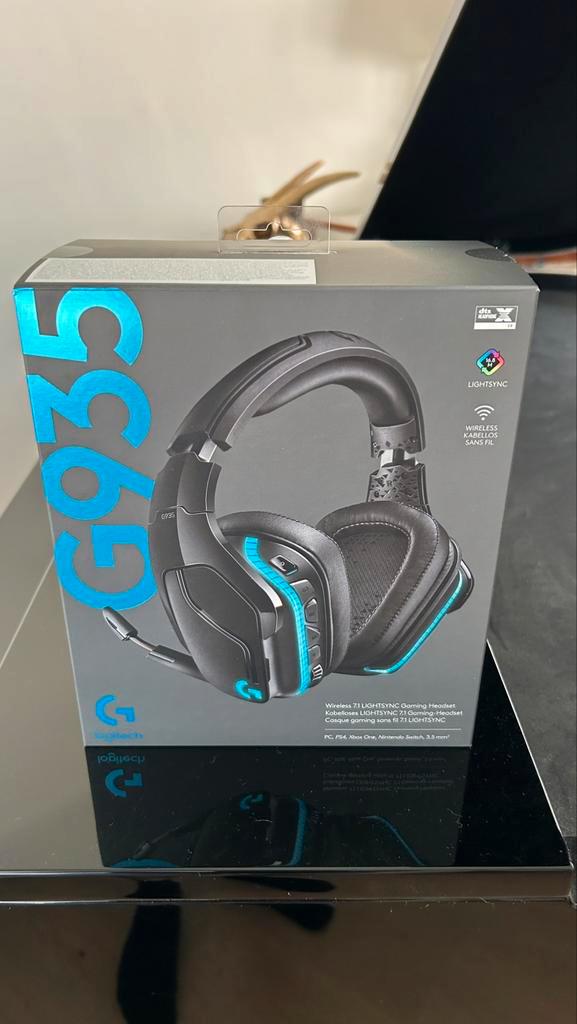 Logitech G935 Headset (nieuwstaat), Audio, Tv en Foto, Hoofdtelefoons, Zo goed als nieuw, Op oor (supra aural), Overige merken