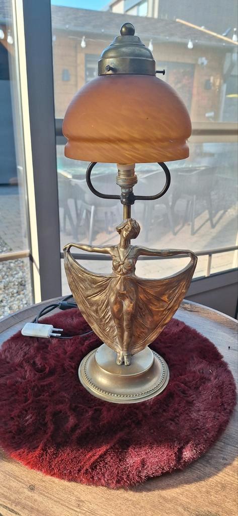 Lampe de table Art Nouveau en bronze, Maison & Meubles, Accessoires pour la Maison | Étagères, Enlèvement