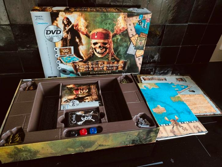 Dvd game 'Pirates of the Caribbean' - interactief bordspel, Hobby en Vrije tijd, Gezelschapsspellen | Bordspellen, Gebruikt, Drie of vier spelers