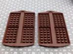 Lot de 2 moules à gaufres Tupperware MultiFlex en silicone, Enlèvement ou Envoi, Neuf, Brun, Autres types