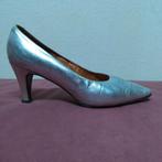 Feestelijke, zilverkleurige pumps. Maat 37., Kleding | Dames, Ophalen of Verzenden, Gedragen, Pumps