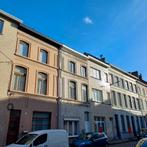 Ruime woning te Ledeberg, Gand, 4 pièces, Maison 2 façades, Jusqu'à 200 m²