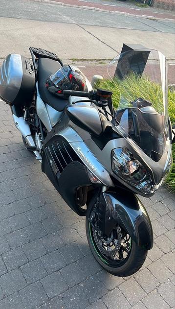 Kawasaki gtr1400 beschikbaar voor biedingen