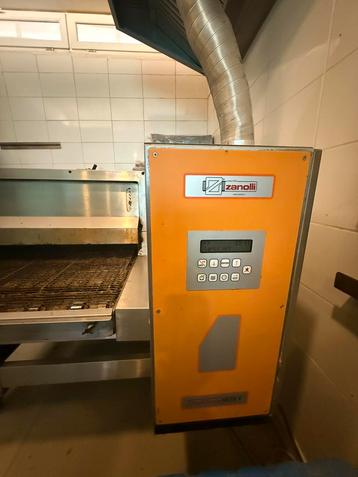 Pizza bandoven beschikbaar voor biedingen