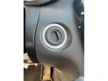 Kontaktslot + Sleutel van een Mercedes C-Klasse