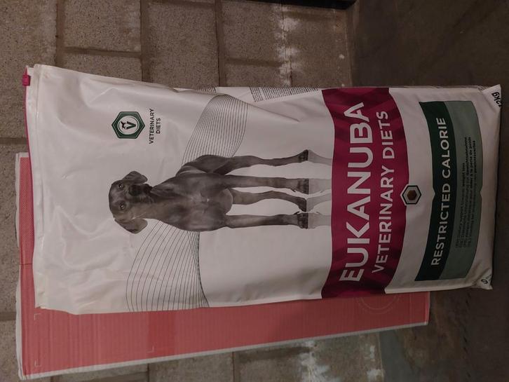 Dieetkorrels honden van het merk EUKANUBA, Dieren en Toebehoren, Dierenvoeding, Hond, Ophalen