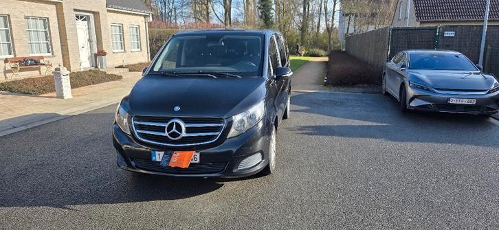 Mercedes V 220, Autos, Mercedes-Benz, Particulier, Classe V, Diesel, Euro 5, MPV ou Monospace, 5 portes, Boîte manuelle, Noir