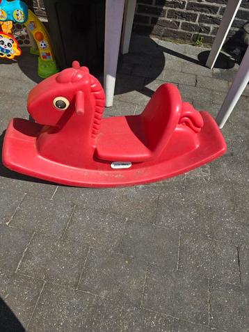 Schommelpaardje  beschikbaar voor biedingen