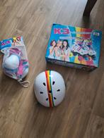 Complete set rolschaatsen 31-34 met helm en beschermers, Ophalen of Verzenden, Zo goed als nieuw