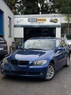 BMW 318i, 5 places, Bleu, Carnet d'entretien, 95 kW