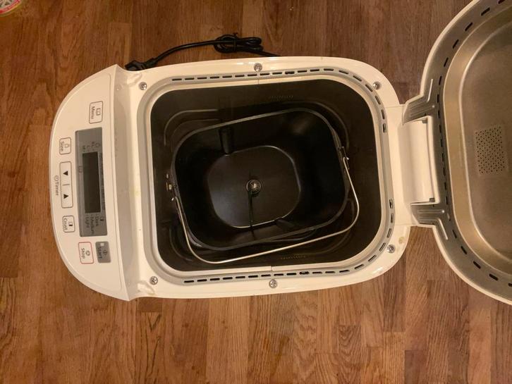 Broodmachine/ machine à pain, Panasonic sd- 2500, Elektronische apparatuur, Broodbakmachines, Zo goed als nieuw, Ophalen