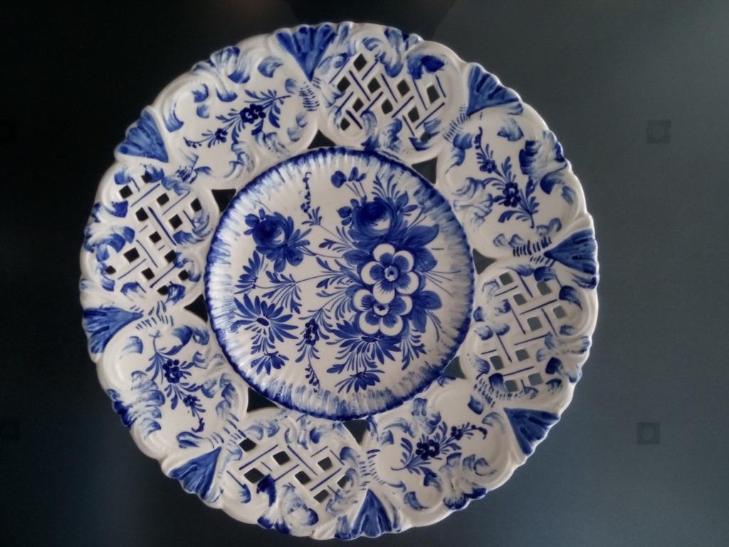 Belle grande assiette décorative en céramique (certainement, Enlèvement ou Envoi