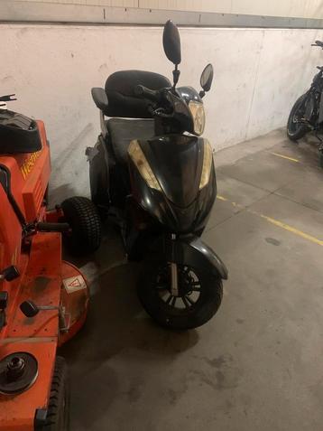 Iva lux 1000 beschikbaar voor biedingen