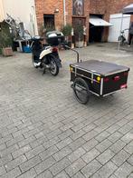 Aanhangwagentje met bijhorende trekhaak, Ophalen, Zo goed als nieuw